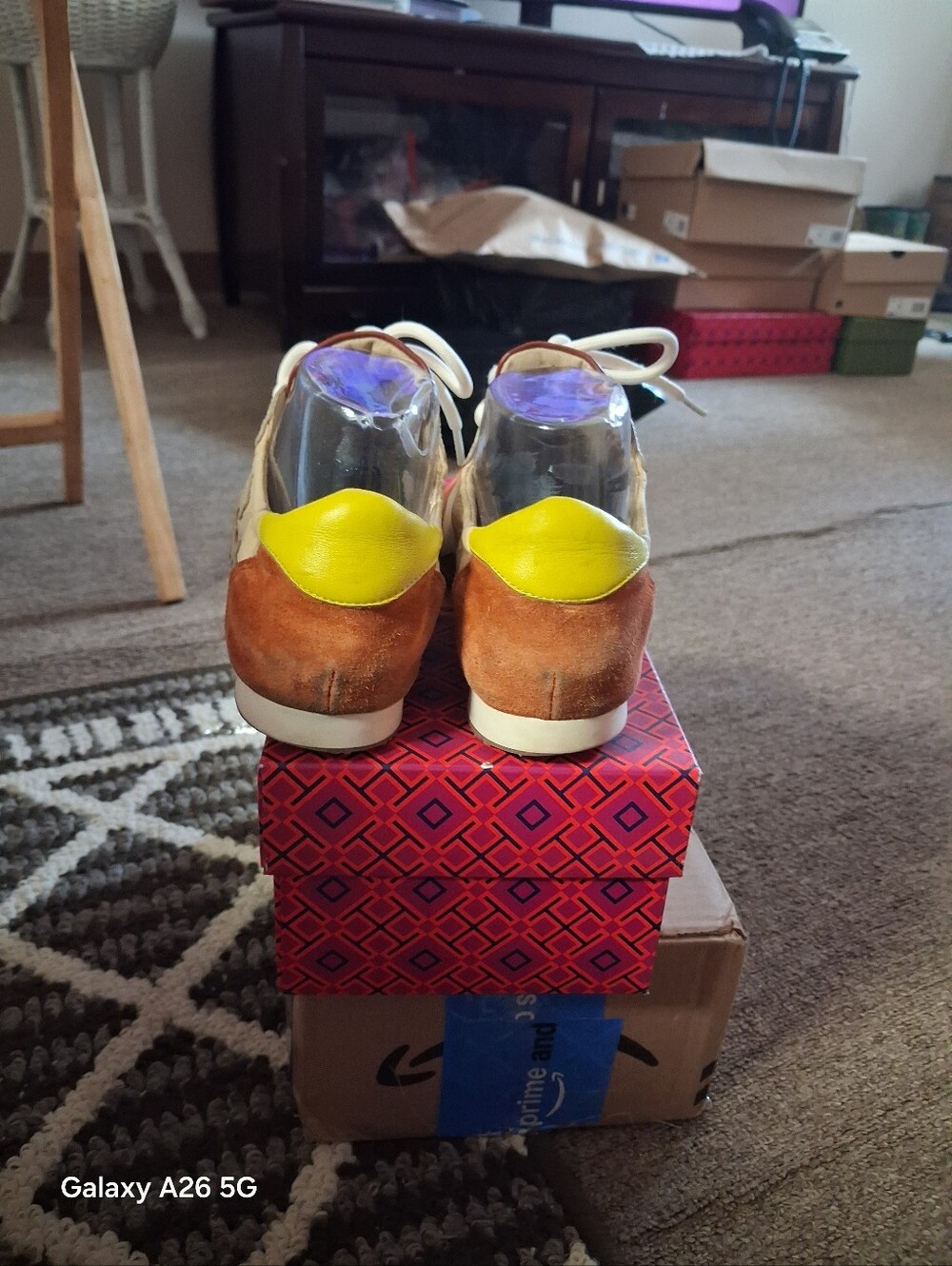 Tory Burch Tan, Brown & White Leather Suede Low-Top Trainers Size 7.5 - Picture 13 of 13